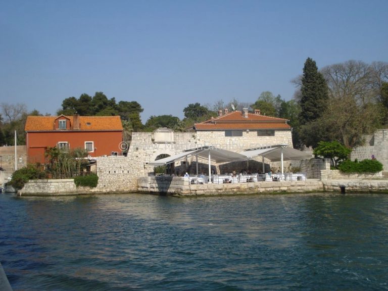 Zadar on of the top restaurants | www.croatia-expert.com