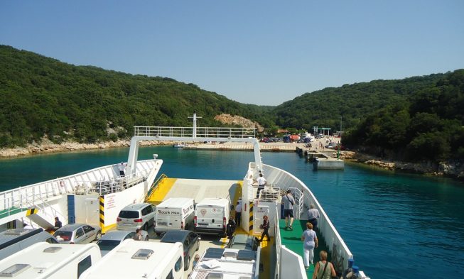 Getting to Cres Island img