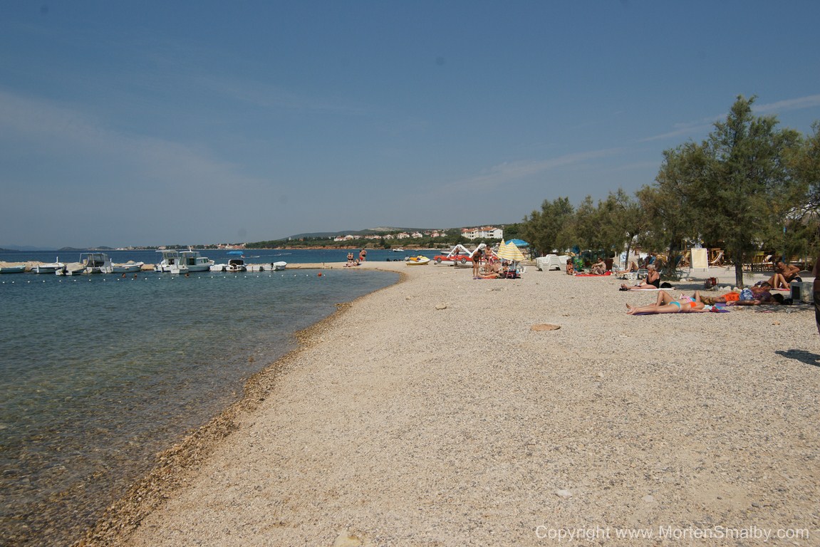 Pebble beach Biograd